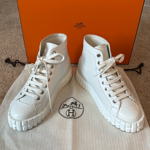 Hermès - Picture 8 of 17